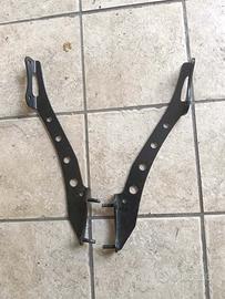 Staffe portatarga Yamaha XSR900 originali