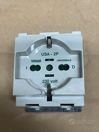 VIMAR Presa SICURY 2P+T 16A universale guida DIN 1