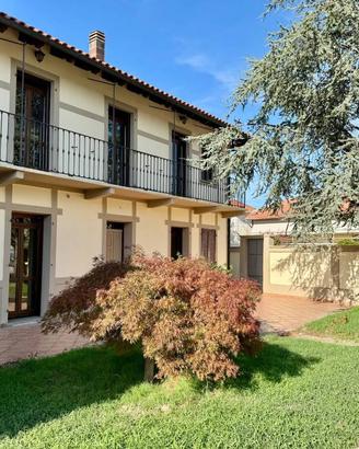Casa indipendente di 267 m² con 5 locali a Borgo V