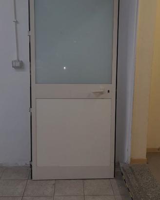 Porta in alluminio bianca con telaio 220x80 cm - V