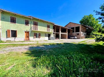 CASA SEMINDIPENDENTE A MONTIGLIO MONFERRATO