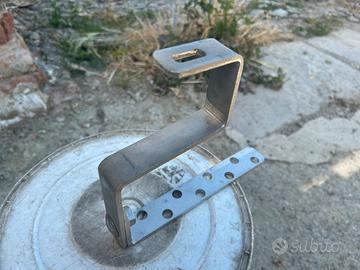 Staffe inox per fotovoltaico