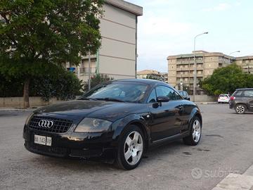 AUDI TT 1ª serie - 1999