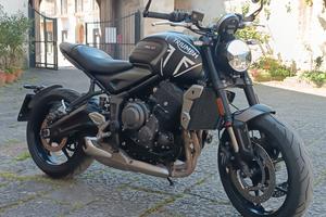 Triumph trident 