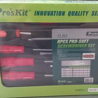 set cacciaviti 8pz