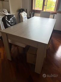 Tavolo soggiorno