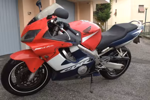 Moto Honda CBR 600 F4i