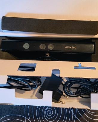  Xbox 360 più 2 Joy Stick più Kinect 