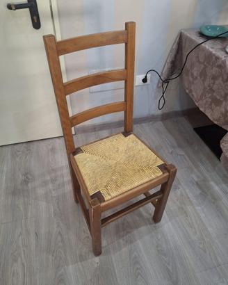 Sedie in legno con seduta in paglia - disp. 50 pez