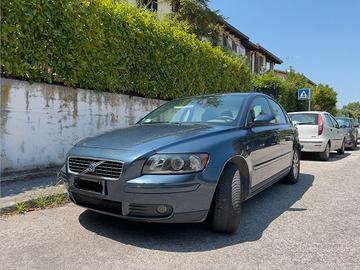 Volvo S40 1.6 Benzina 100cv (2006)