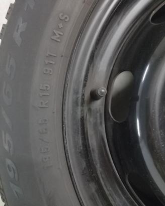 Cerchi da 15"e gomme invernali per Peugeot e Opel
