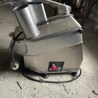 Trita mozzarella e verdure e friggitrice professio