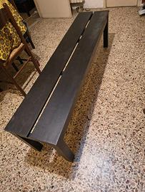 Coppia di panche IKEA in legno nero-marrone