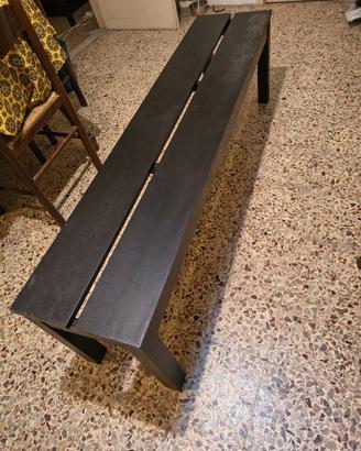 Coppia di panche IKEA in legno nero-marrone