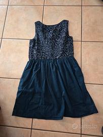 vestito completo per bambina 