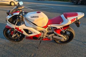 yamaha moto