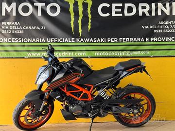 KTM 125 Duke (2022)