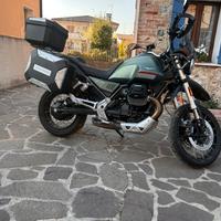 Moto Guzzi V85 TT Travel