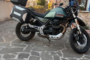 Moto Guzzi V85 TT Travel