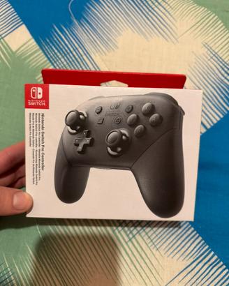 Nintendo Switch pro controller nuovo mai usato