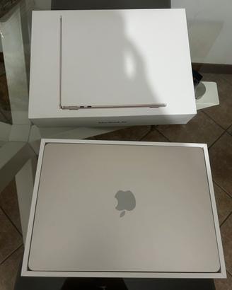 Macbook M4-24 Gb RAM-512 SSD- 10 core GPU e 10 CPU