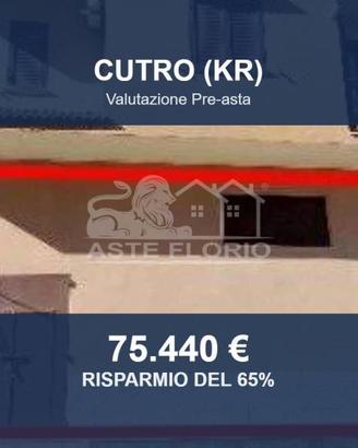 Immobile in asta di 233 m² con più di 5 locali a C