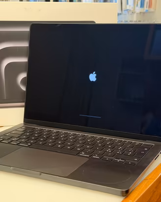 MACBOOK PRO 14" M3 PRO 18GB/512GB CON GARANZIA