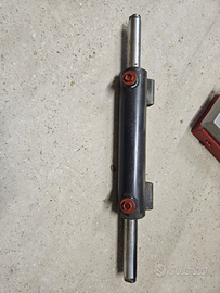 Pistone sterzo landini