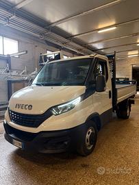 IVECO DAILY 35C14 ribaltabile trilaterale