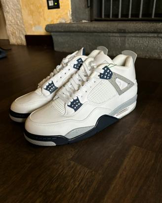 Air Jordan 4 Retro “Midnight Navy”