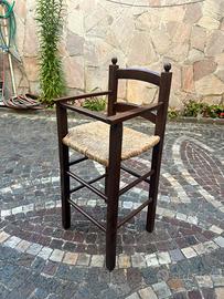 Seggiolone di legno