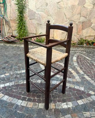 Seggiolone di legno
