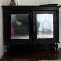 Credenza vetri nera