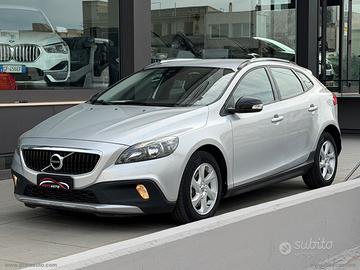 VOLVO V40 Cross Country D2 Style Plus