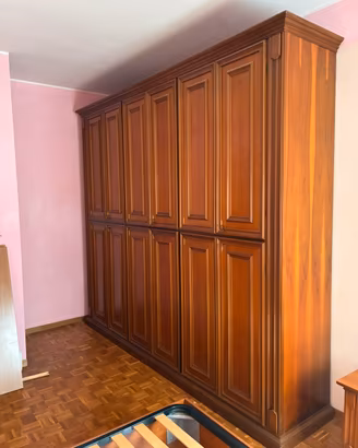 Camera da letto completa in legno massello