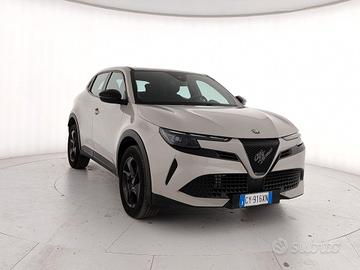 Alfa Romeo Junior 1.2 136 CV Hybrid eDCT6