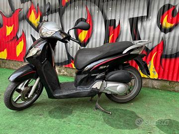 HONDA SH 150 NERO