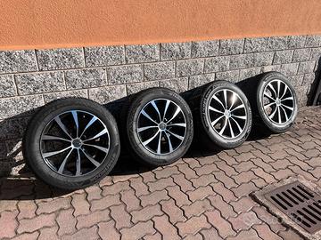 4 Gomme montate + 1 cerchio singolo  215/60 R17