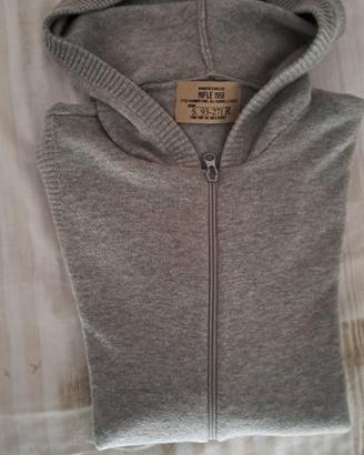 maglia uomo con cerniera e cappuccio 