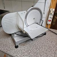 Affettatrice semi-professionale 