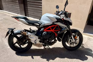 MV Agusta Brutale 800 9500km