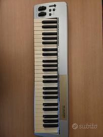 M KEYBOARD  CONTROLLER  M AUDIO KEYSTATION  49e