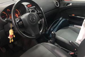 OPEL CORSA TDI 2010