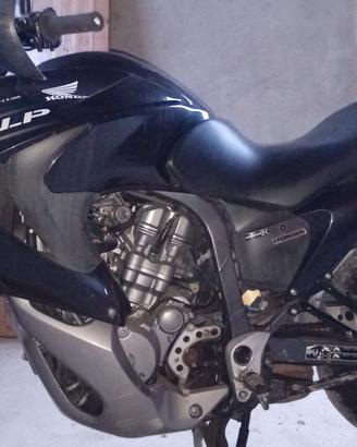 Moto Honda Transalp 700