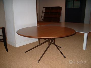 Tavolino "Satellite" di Molteni