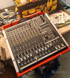 Mixer  Mackie CFX12 MKII case e lampada flessibile