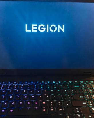 Lenovo Legion Pro 7i Gen 9 (16IRX9H) RTX 4080, 32