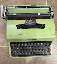 Macchina da scrivere