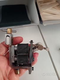 macchinetta tatuaggi 