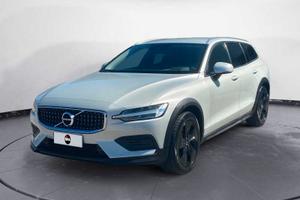 VOLVO V60 Cross Country 2.0 d4 Pro AwD GearTr.